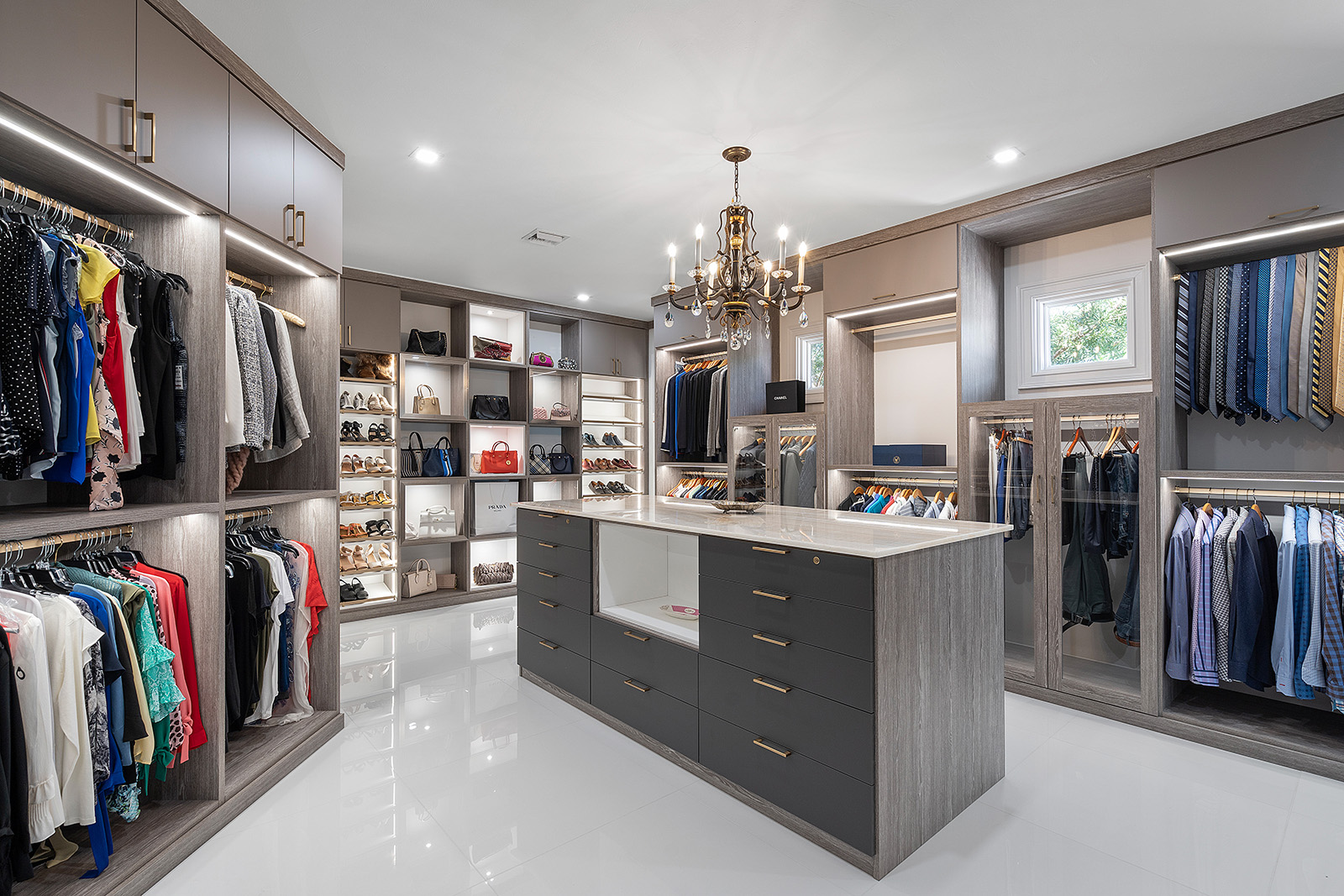 Walk-in closet production