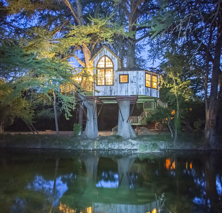 Chapelle Treehouse at Treehouse Utopia, Texas