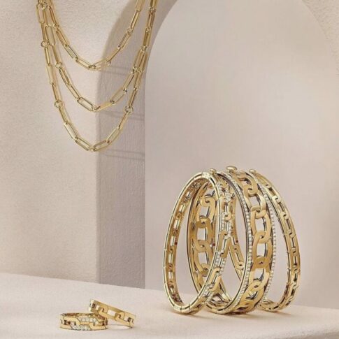*Roberto Coin - Leading Luxury Jewelers