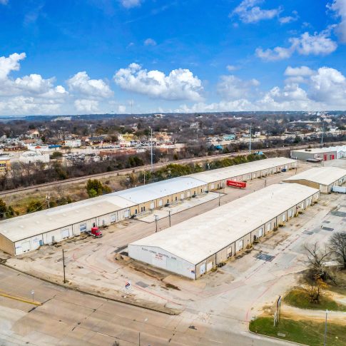 Real Estate Owner & Operator Basis Industrial Closes On/Purchases Four Assets and Refinances Two Assets, Totaling 1,328,443-Square-Foot Portfolio in $220 Million Transaction