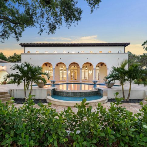 Mediterranean Estate Villa Palma Real in Miami for sale