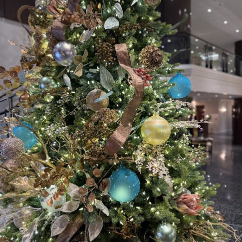 The Ritz-carlton, South Beach and Neiman Marcus Bal Harbour Holiday Partnership