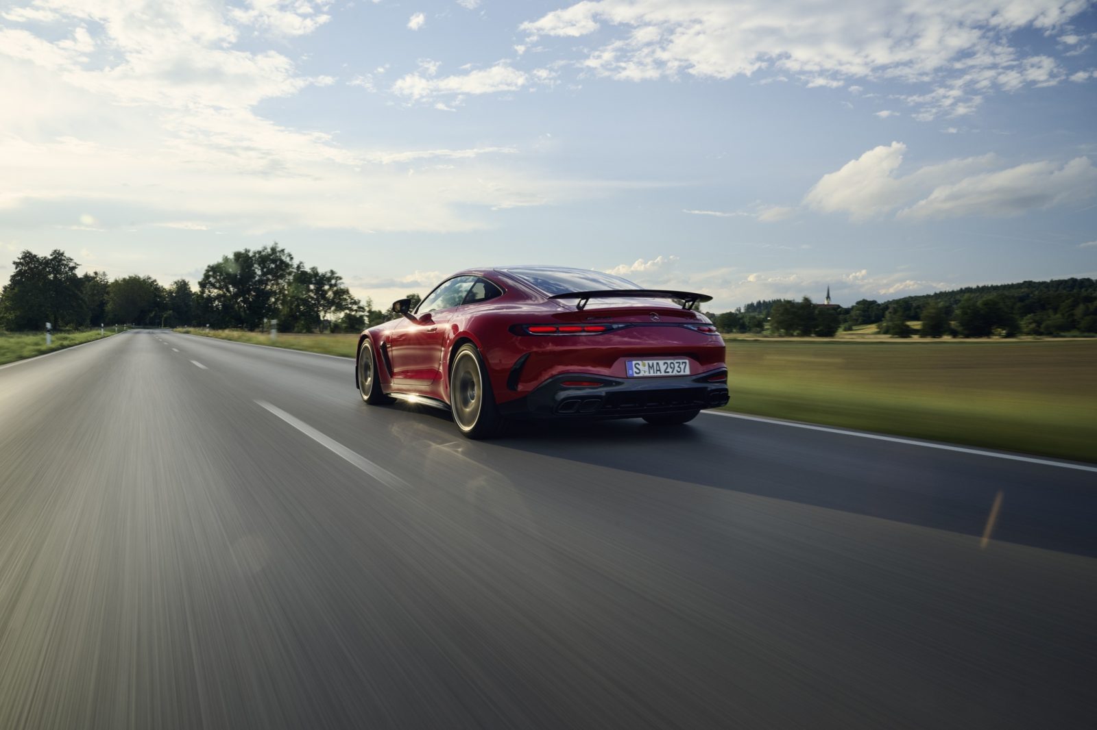 2025 Mercedes-AMG GT convertible with 4.0-liter V8 biturbo engine and 805 horsepower