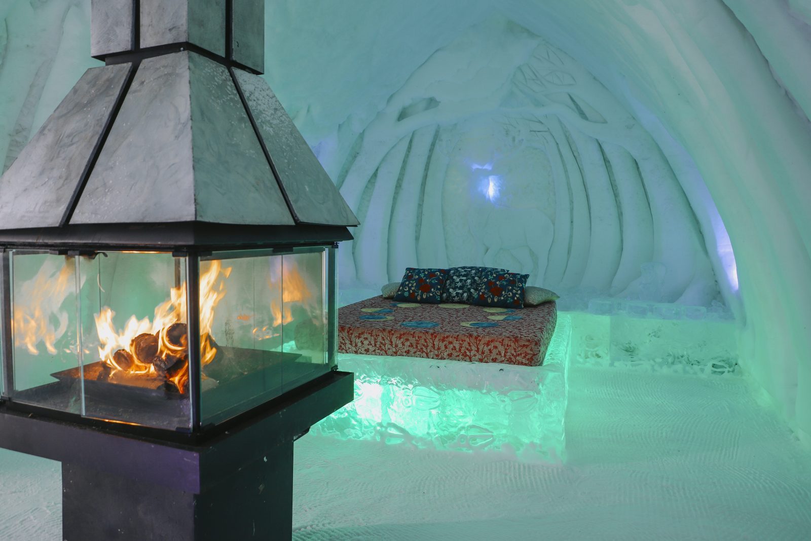 2025 bucket list stays,2025 bucket list hotels,Hôtel de Glace,Quebec City Hotels