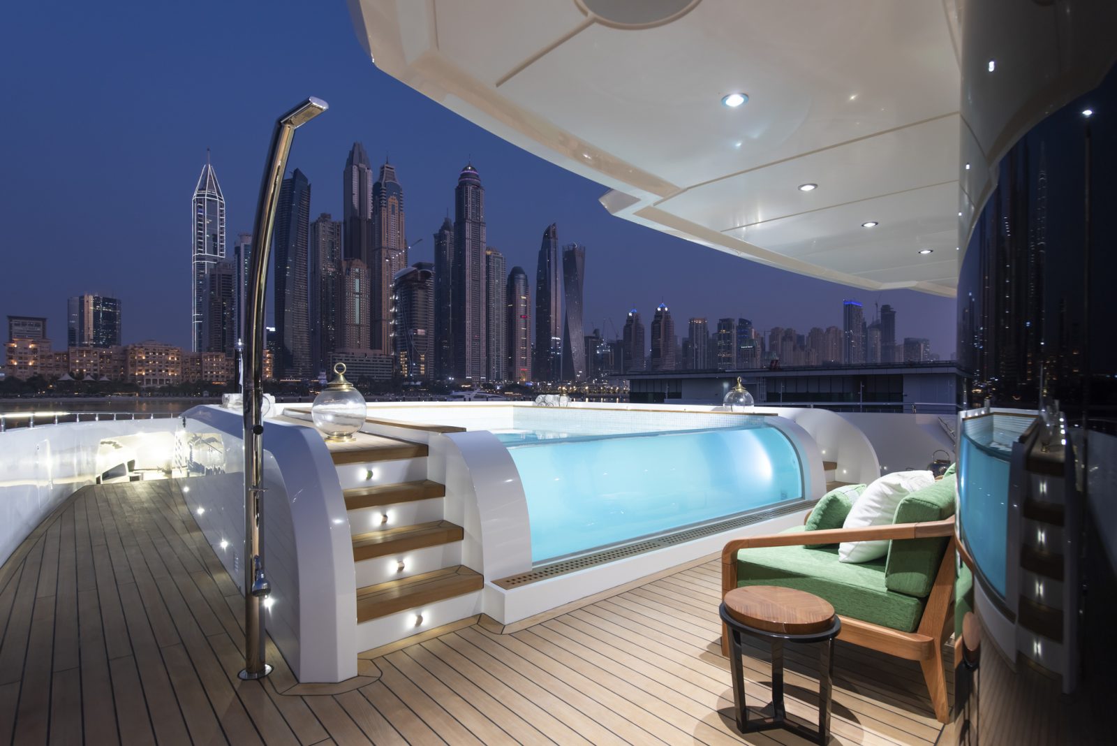 Majesty 175 Luxury Yacht with Swimming Pool and Beach Club