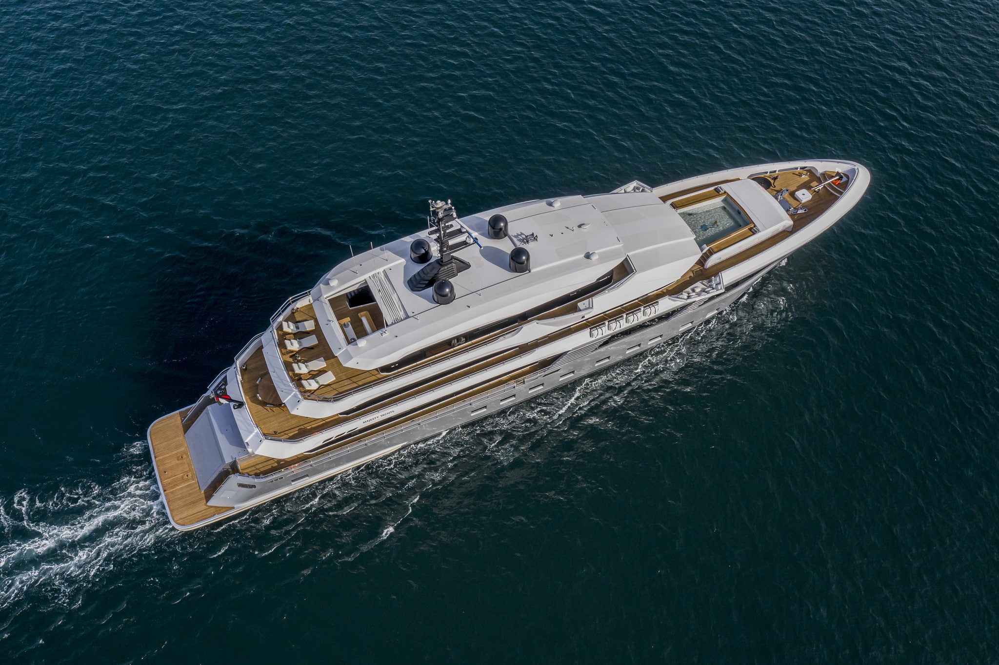 Majesty 175 Yacht