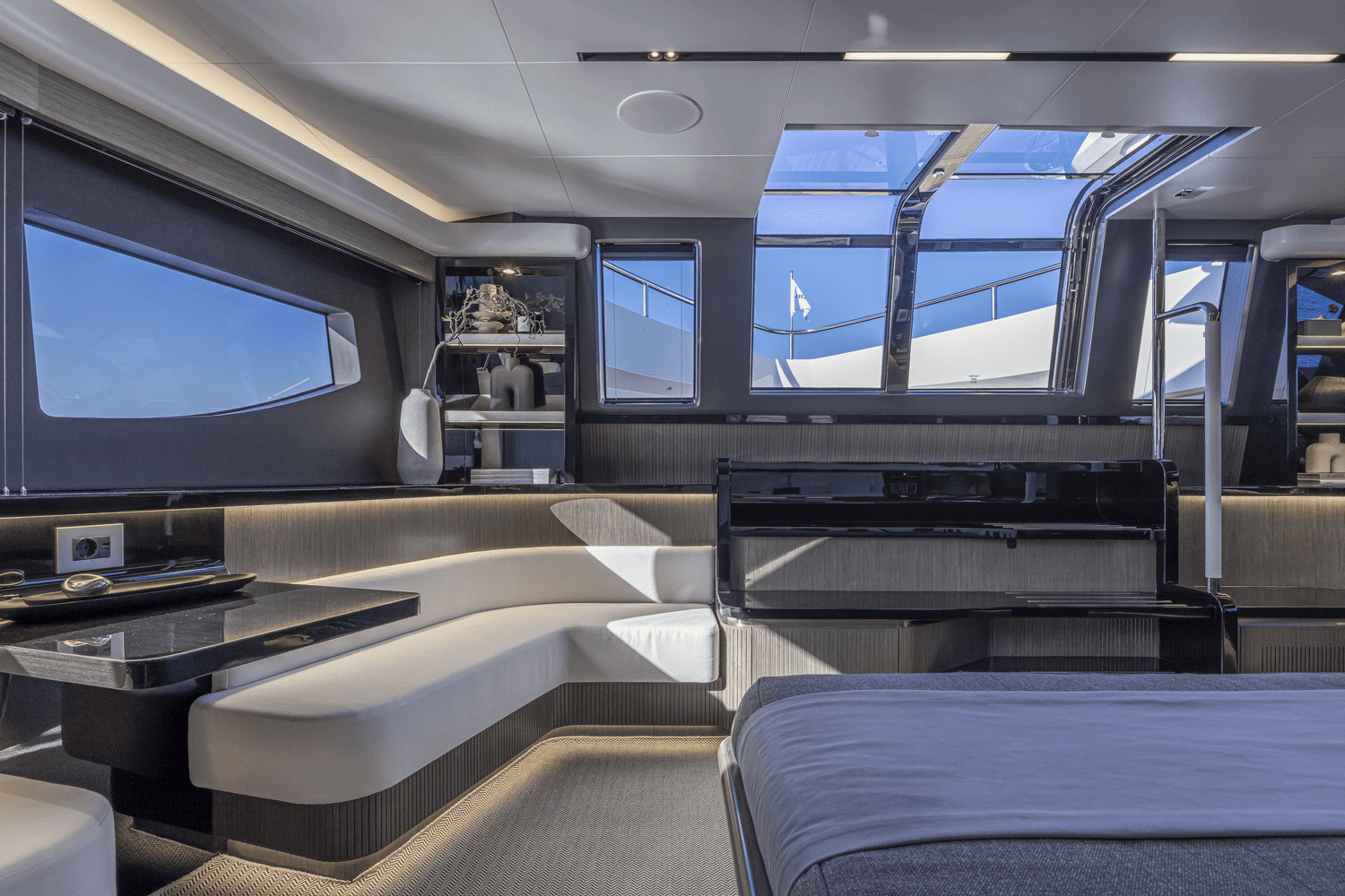 Pearl 82 Luxury Yacht with Raised Pilothouse, Sun Pad, and Hot Tub