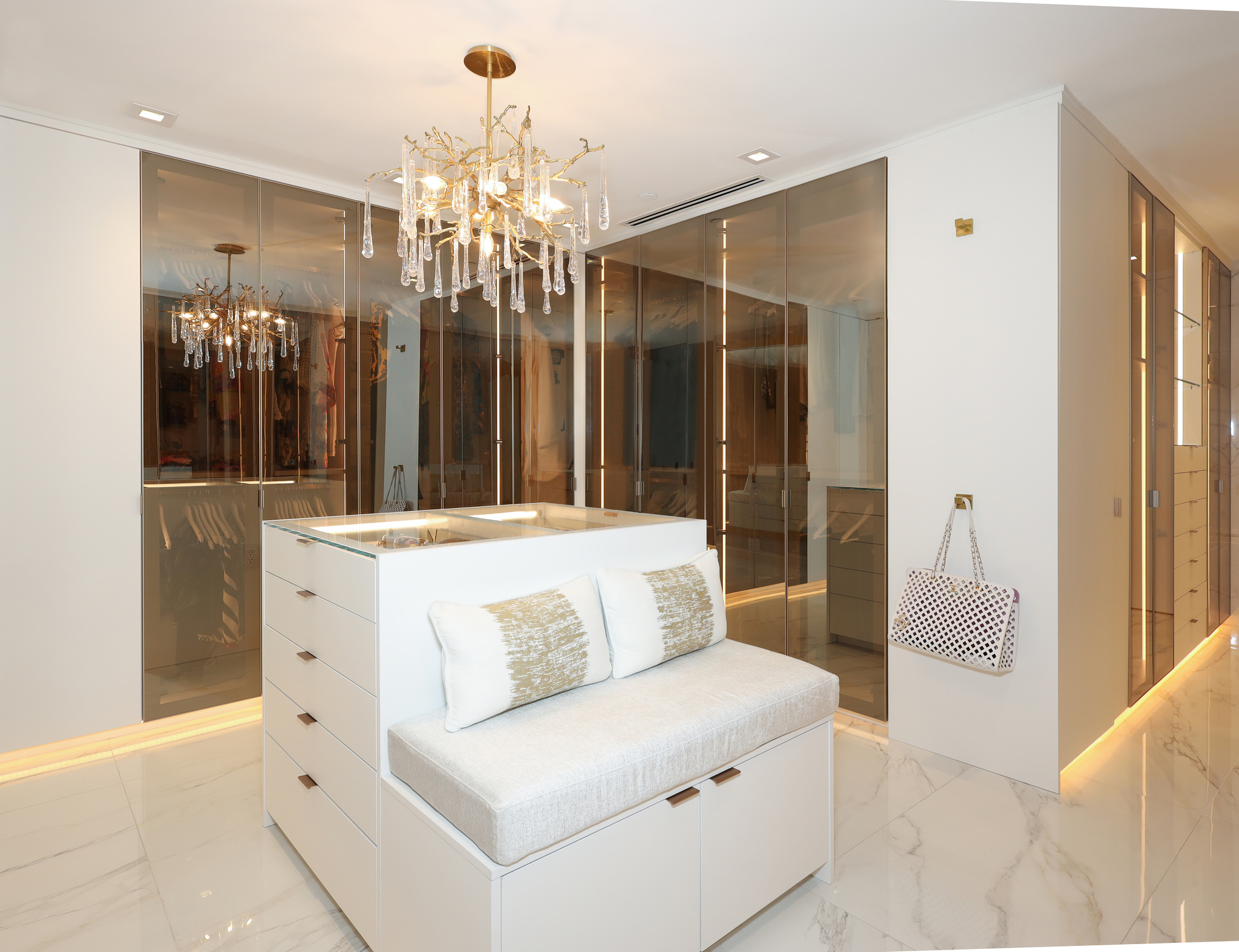 Miami Design Showroom,Miami Closet Organization,Luxury Closet Design