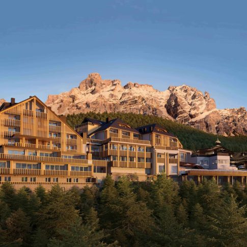 Aman Rosa Alpina Reopens July 24 with Visionary Redesign by Jean-Michel Gathy