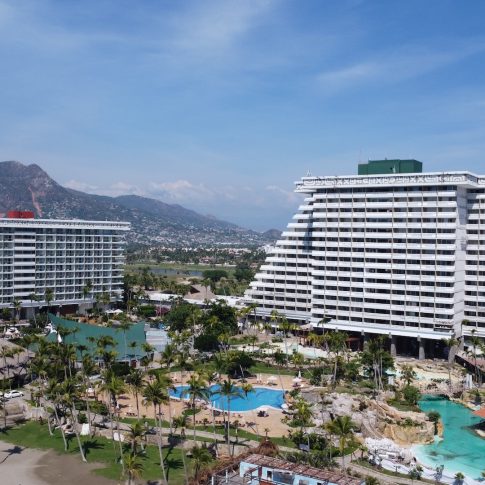 Could This Iconic Acapulco Resort Have Inspired Apple TV+’s Acapulco?