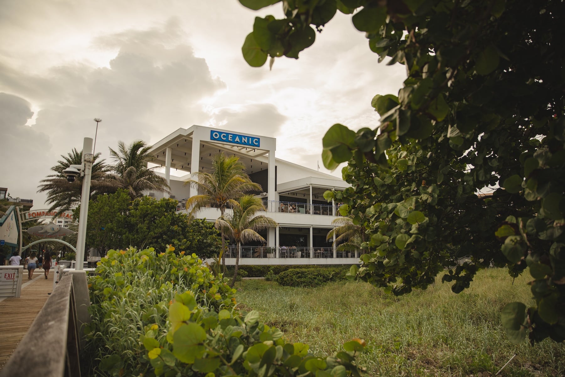 Oceanic Celebrates Dine Out Lauderdale with Coastal Cuisine and Ocean Views