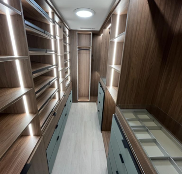 South Florida Lifestyle Magazine for Luxury Decor & Finishes,Top Miami Designers,California Closets,Closets,Luxury Closet,Closet Design,Closet Designs