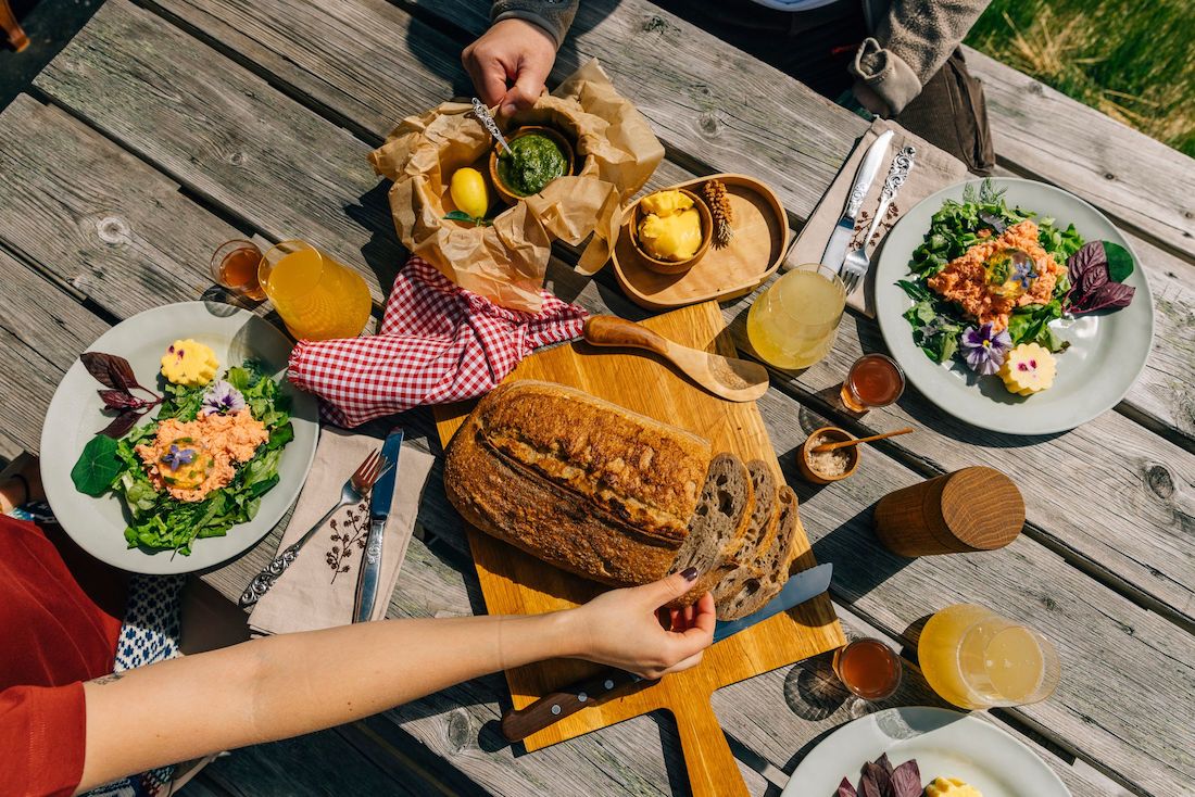 Up Norway food flatlay