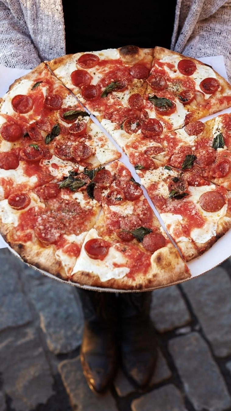 Juliana’s Pizza: A New Culinary Landmark in West Palm Beach’s Nora District