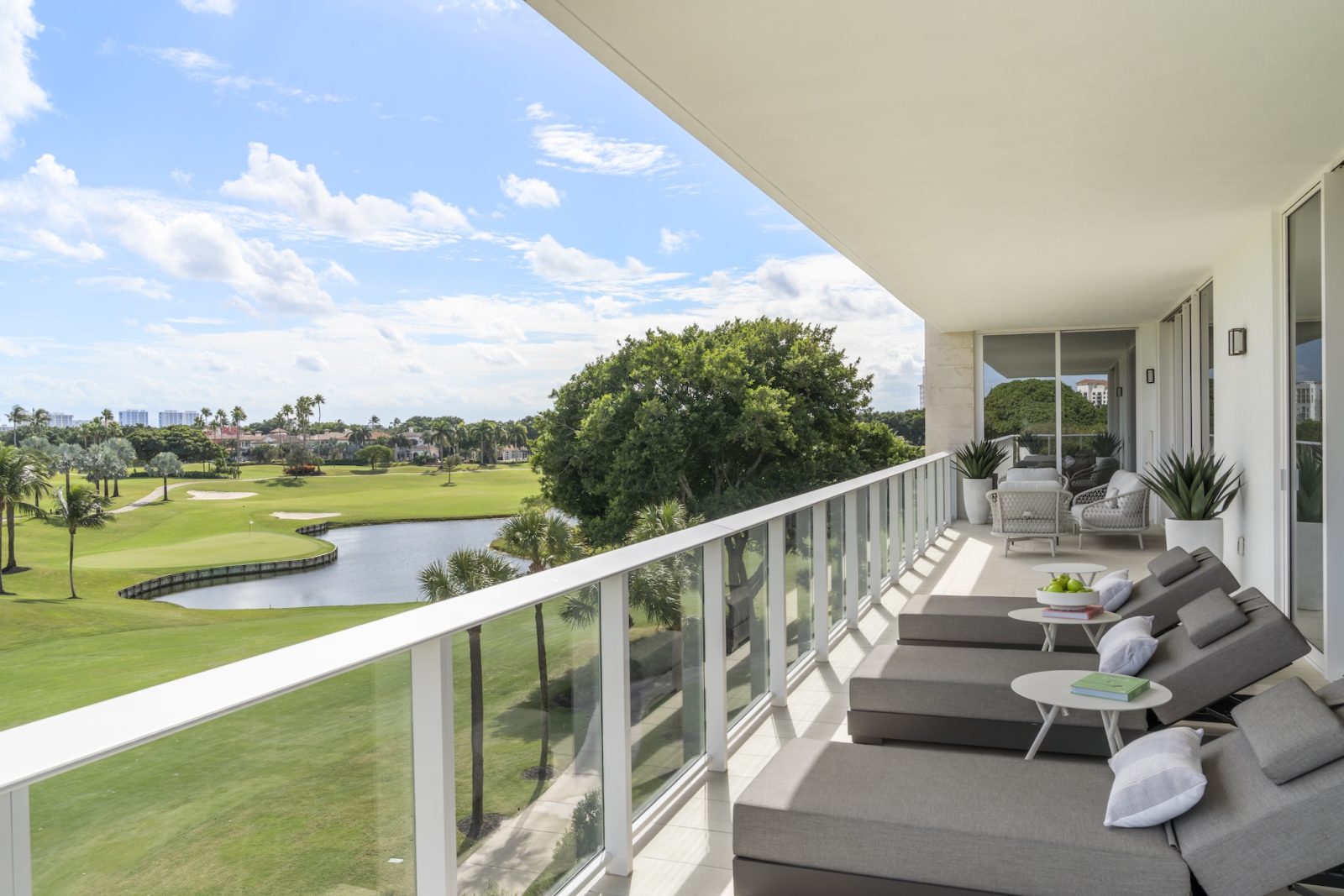 Wraparound Terrace