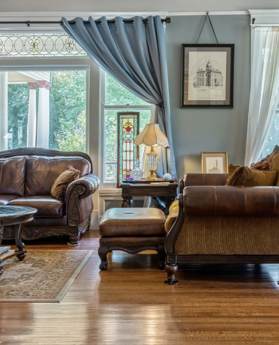 HomeExchange Collection.