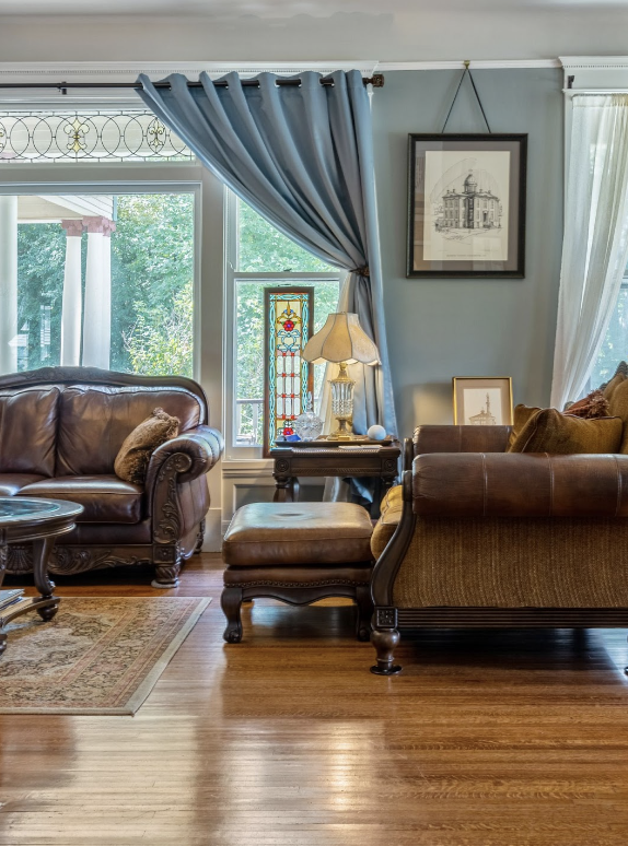 HomeExchange Collection.