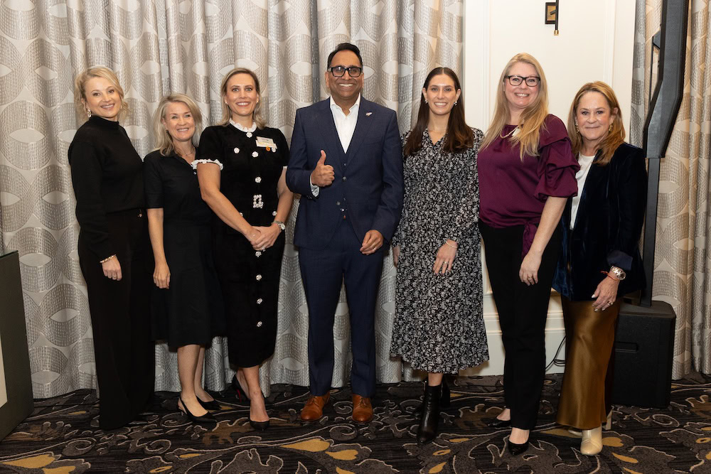 1 crew miami board members with saif ishoof l to r julia grachova melinda sherwood emily butler saif ishoof shannon wilson dorota lopez josie legido correa