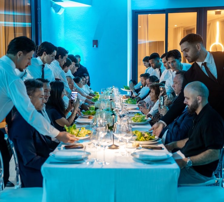 dinner guests2