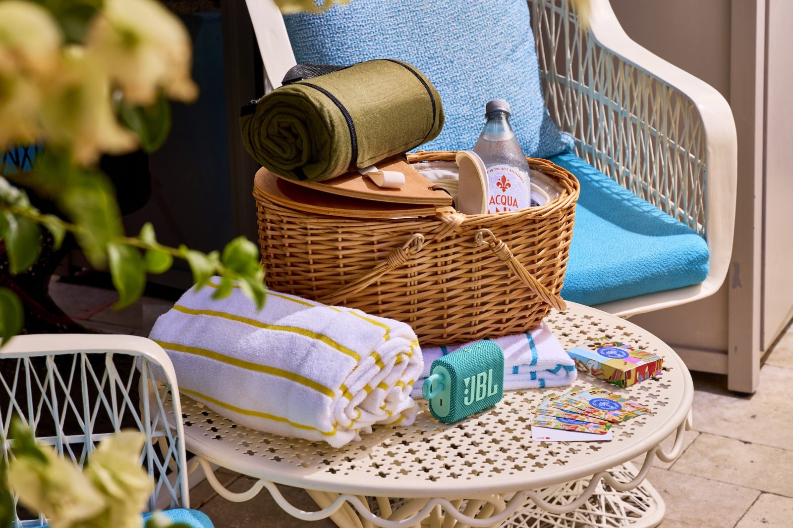 Valentine’s Day 2026 Romantic Retreats. Hotel continental picnic package