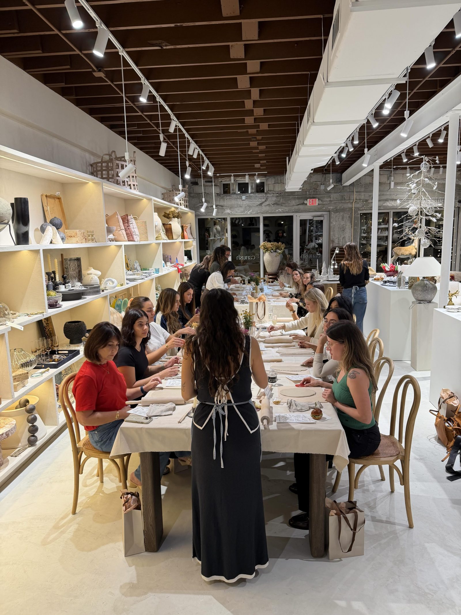 Holiday Ceramic Candleholder Workshop at Canush Miami