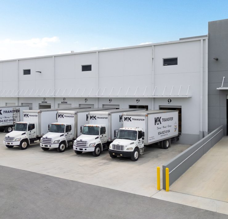 kk transfer trucks photo by michellelacruzphoto