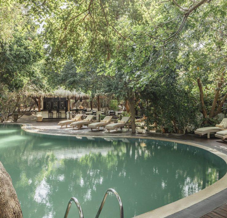 1 uga jungle beach pool 2