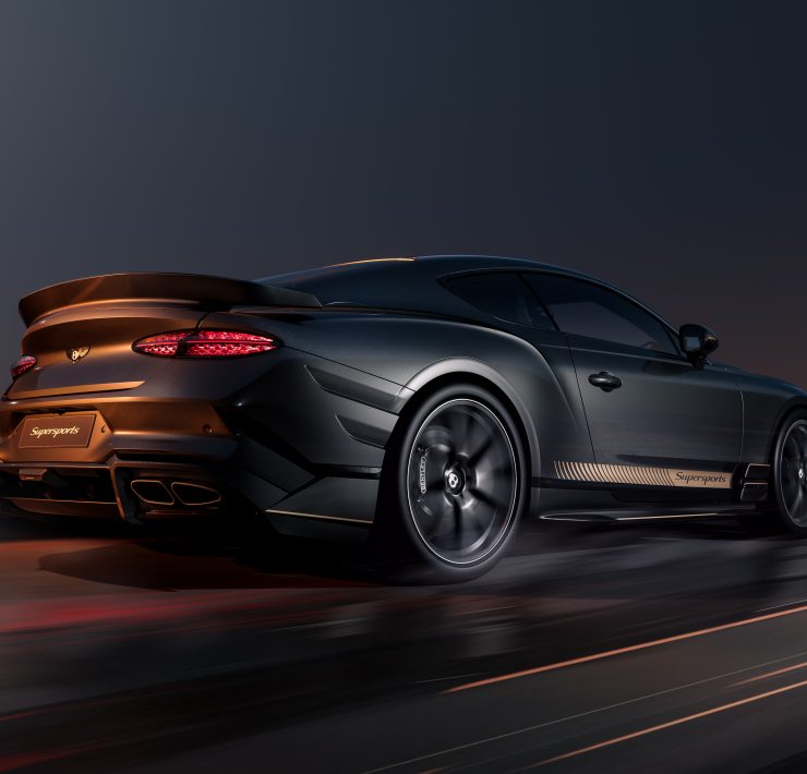 21 new supersports,rear 3qtr dynamic