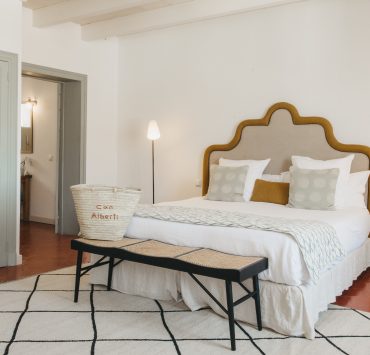 Can Alberti 1740 Boutique Hotel Guest Room