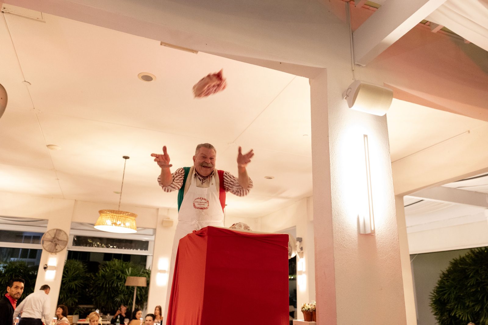 dario cecchini meat tossing