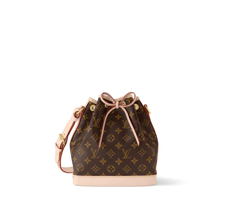 packshot noé monogram