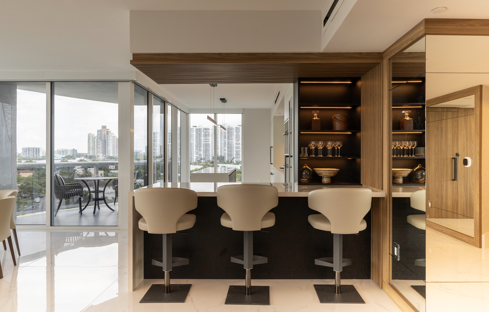 appenin ocean iii mirror panel and bar