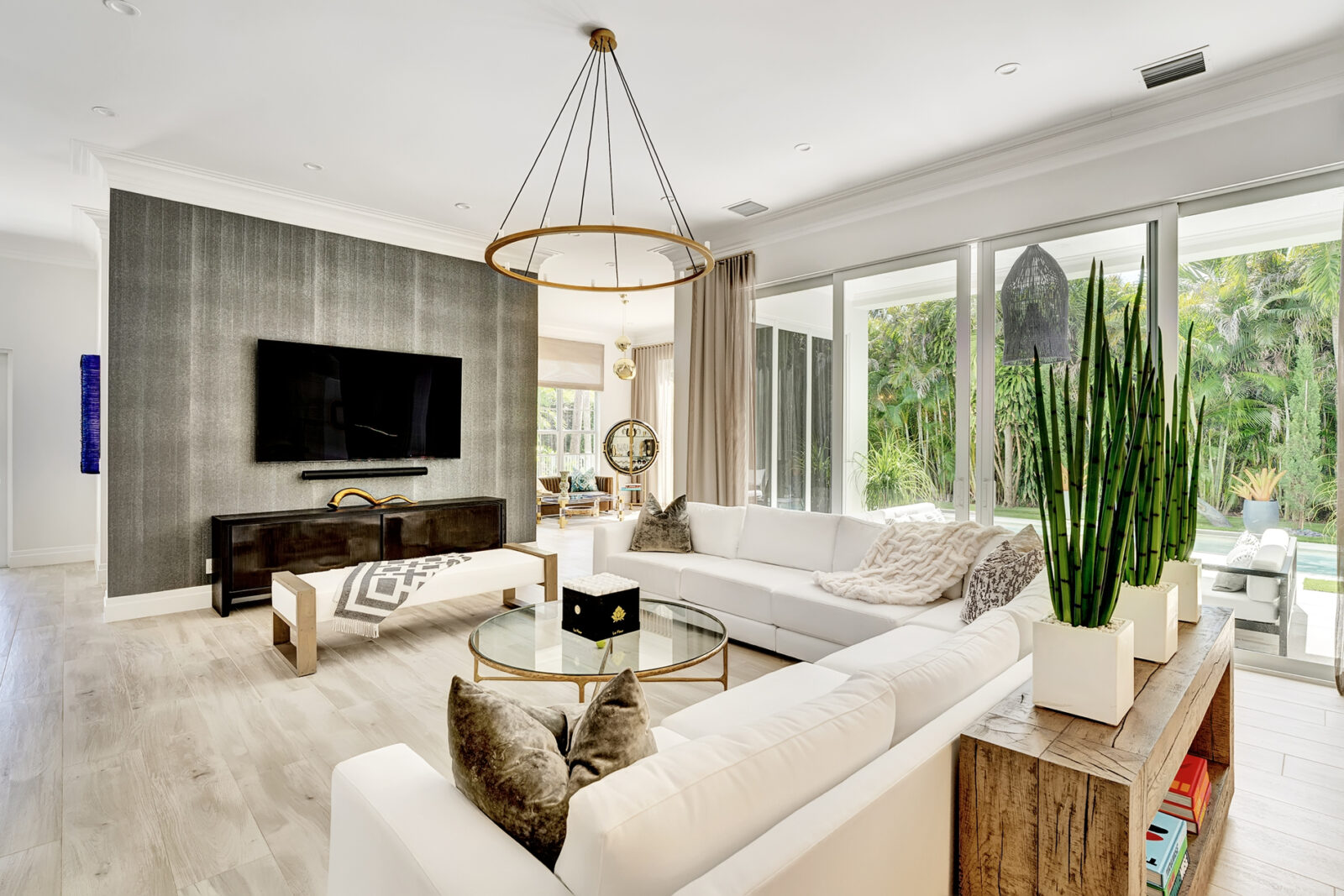brooke j interior design. 7
