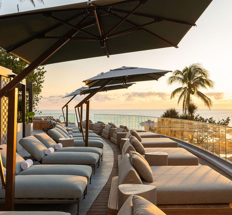 sunbeds verandah social club courtesy of the diplomat beach resortigefgfm