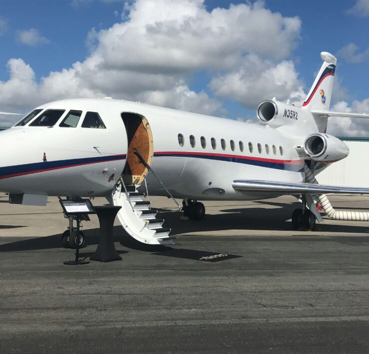 private jet yuri g qhy9a3nqzae unsplash