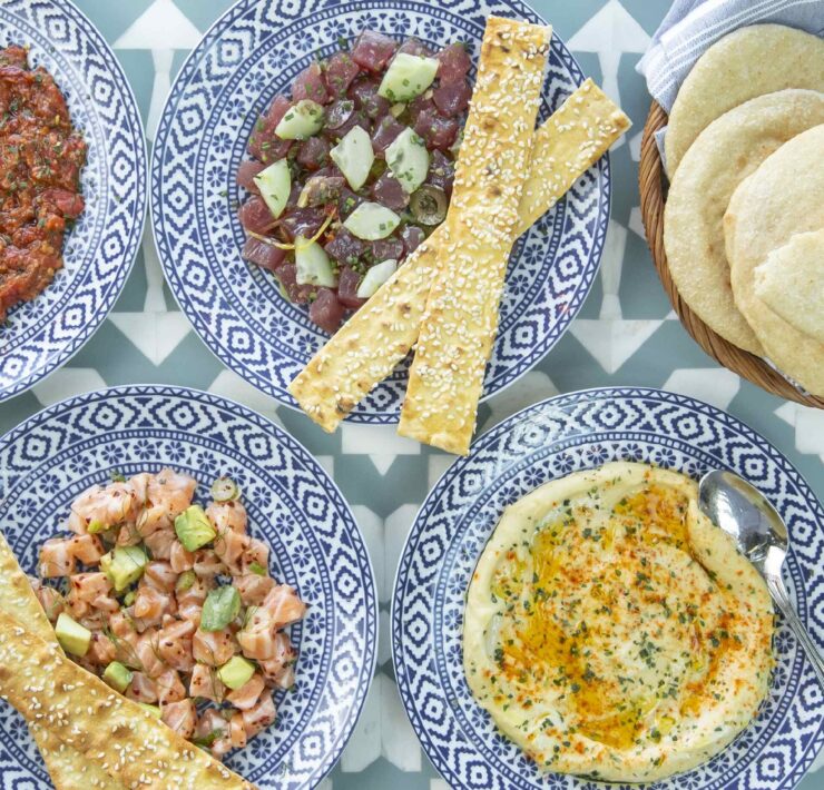 dips spreads with pita 1