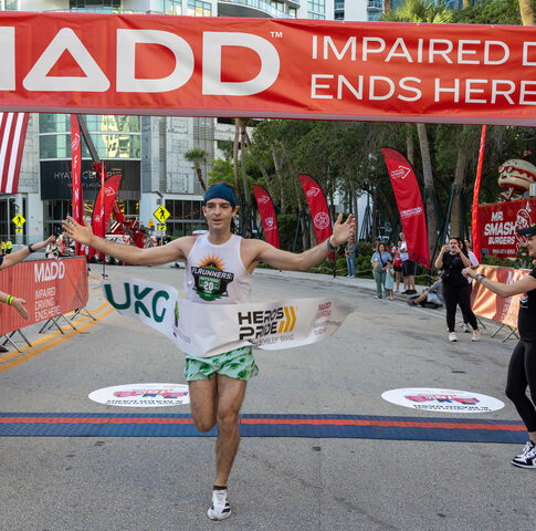 finish line 1st place 720