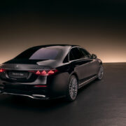 die neue mercedes benz s klasse: verfeinert bis in jedes detail. the new mercedes benz s class: refined in every detail.