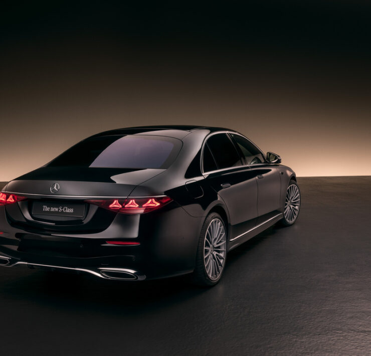 die neue mercedes benz s klasse: verfeinert bis in jedes detail. the new mercedes benz s class: refined in every detail.