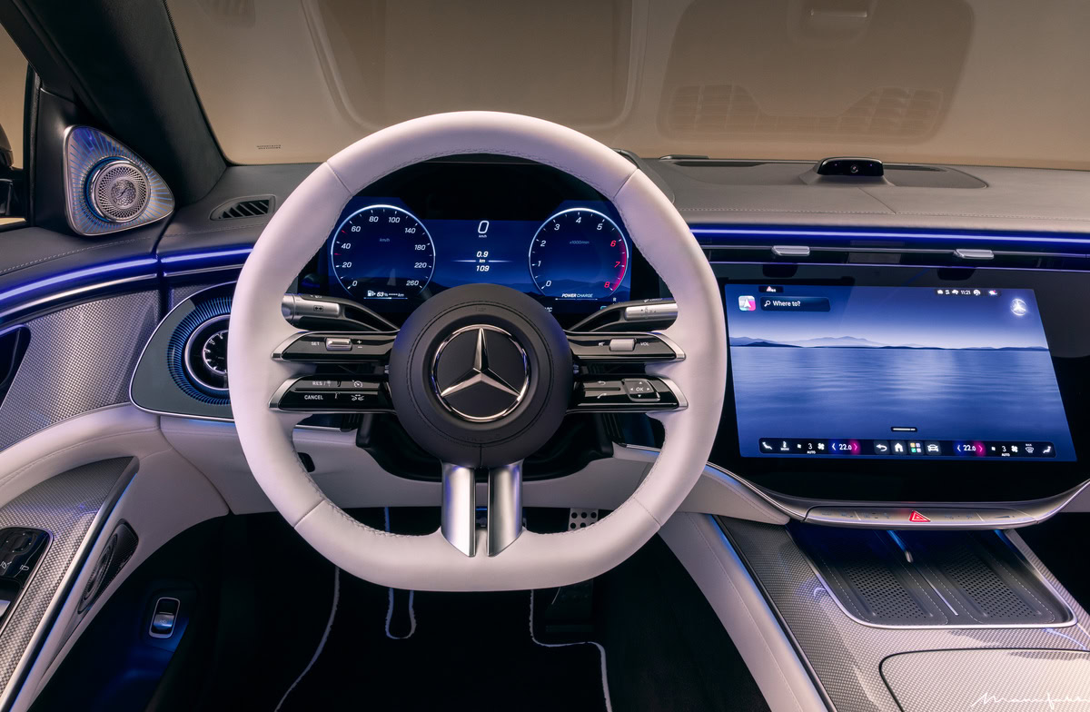 die neue mercedes benz s klasse: verfeinert bis in jedes detail. the new mercedes benz s class: refined in every detail.