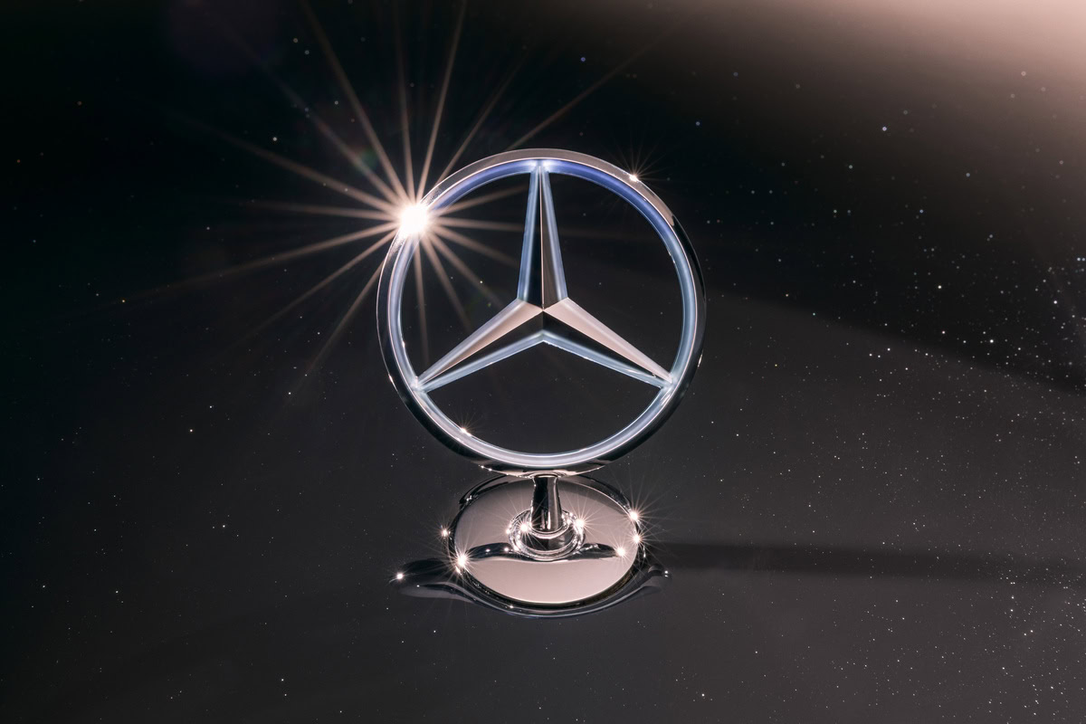 die neue mercedes benz s klasse: verfeinert bis in jedes detail. the new mercedes benz s class: refined in every detail.