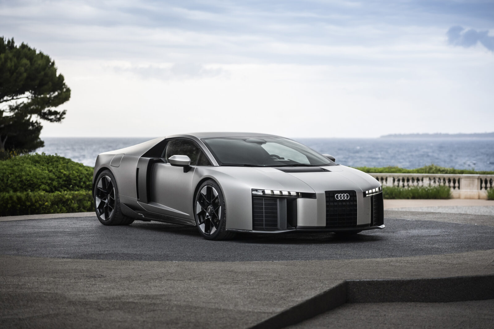 Titanium, outdoor static photo, exterior, three-quarter front view