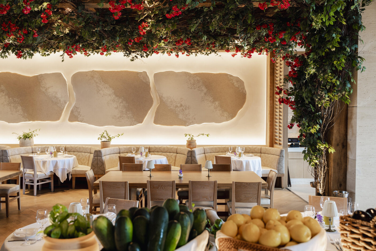 avra dining room