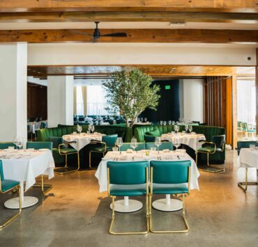 donna mare dining room horizontal credit cristian gonzalez1