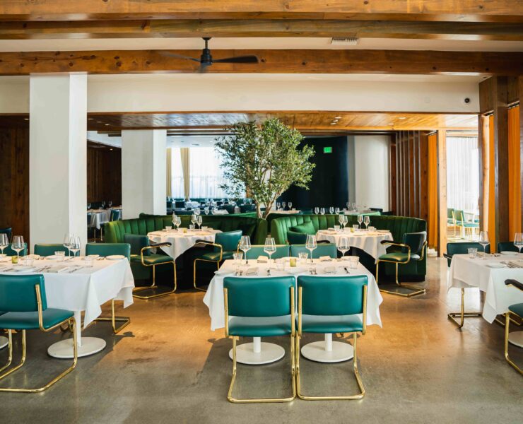 donna mare dining room horizontal credit cristian gonzalez1