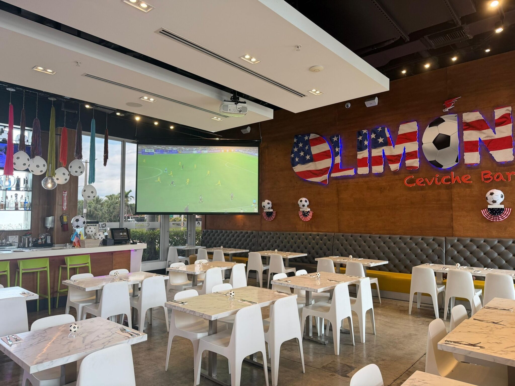 doctor limone ceviche bar at Atlantic village
