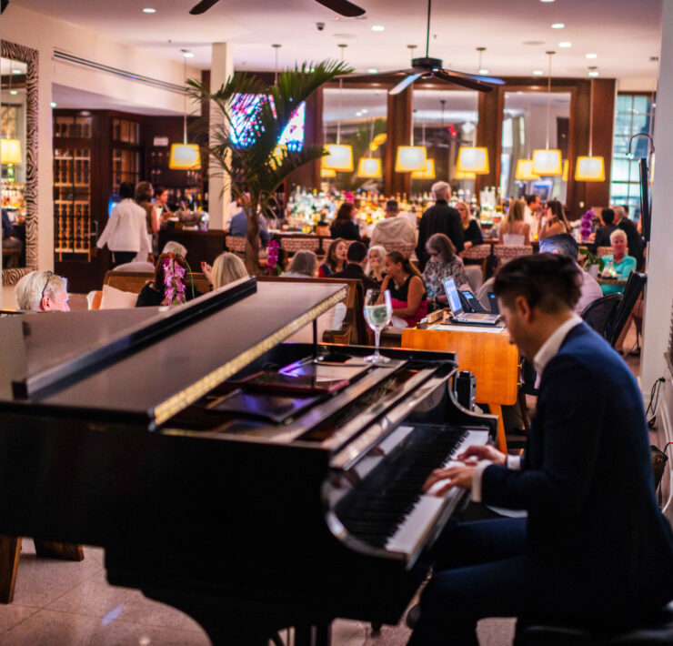 the betsy south beach piano bar 1