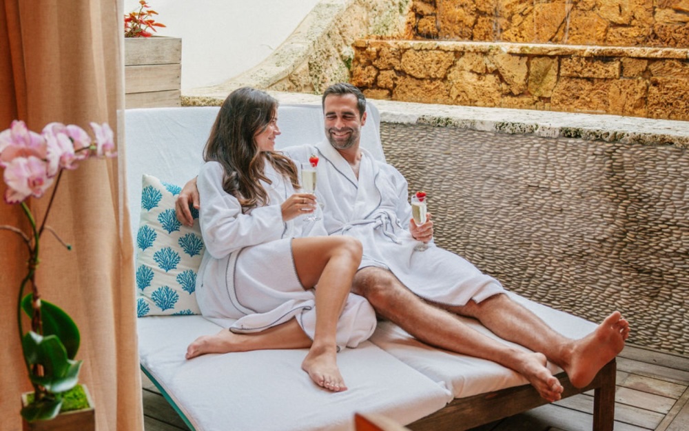 couples treatment002 the palms aveda spa credit “provided by the greater miami convention & visitors bureau www.miamiandmiamibeach.com.