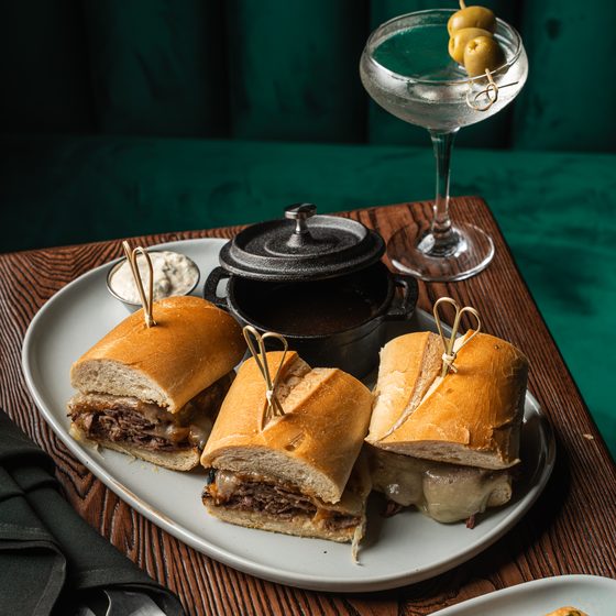 menu prime rib french dip