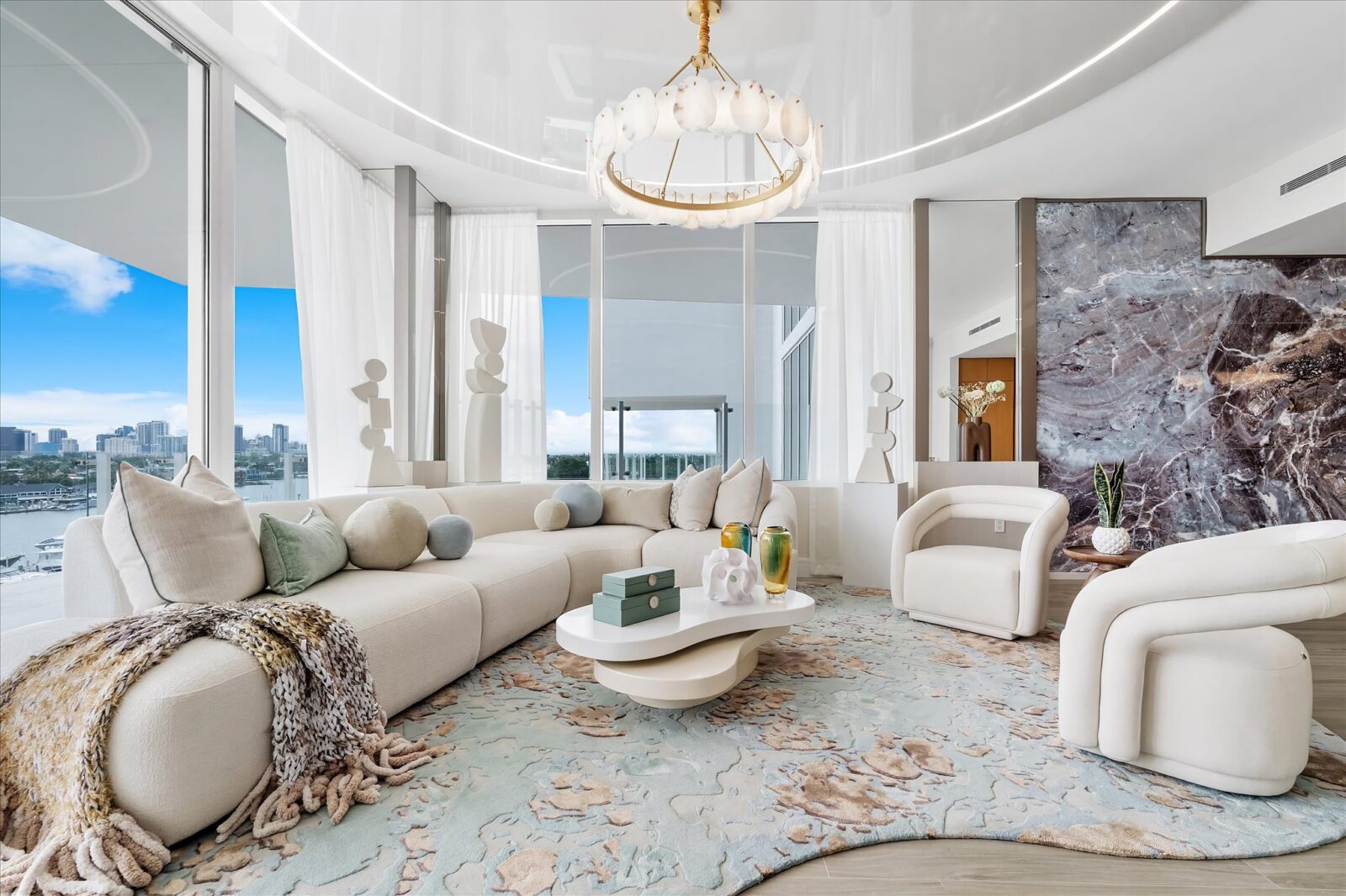 pier sixty six perla lichi unit credit perla lichi